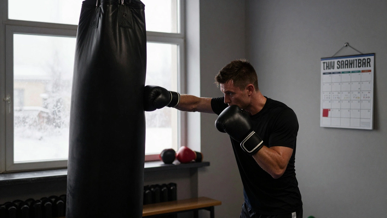 Сколько раз в неделю должен тренироваться боксер: реальные цифры для новичков и профессионалов